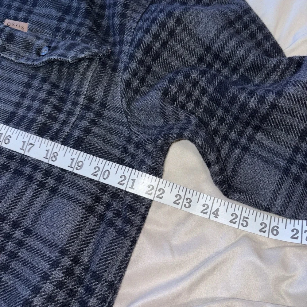 ORVIS Flannel Shirt Mens Medium Gray Plaid Long Sleeve Button Up Outdoor Casual